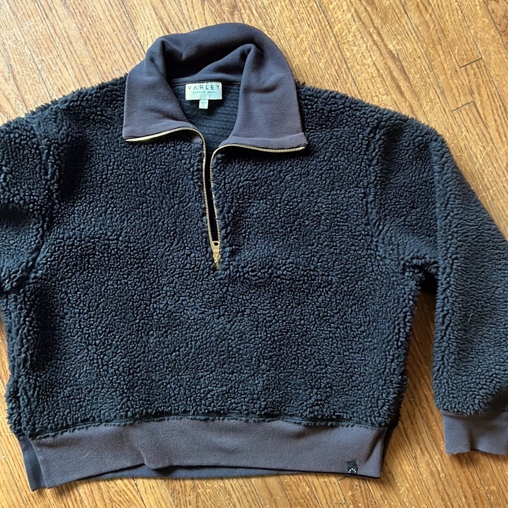 Varley 3/4 zip fleece pullover. Large